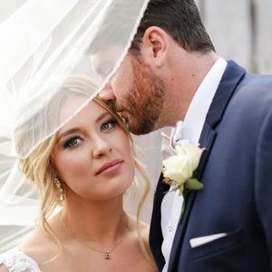 Meet your Posher, Laurie